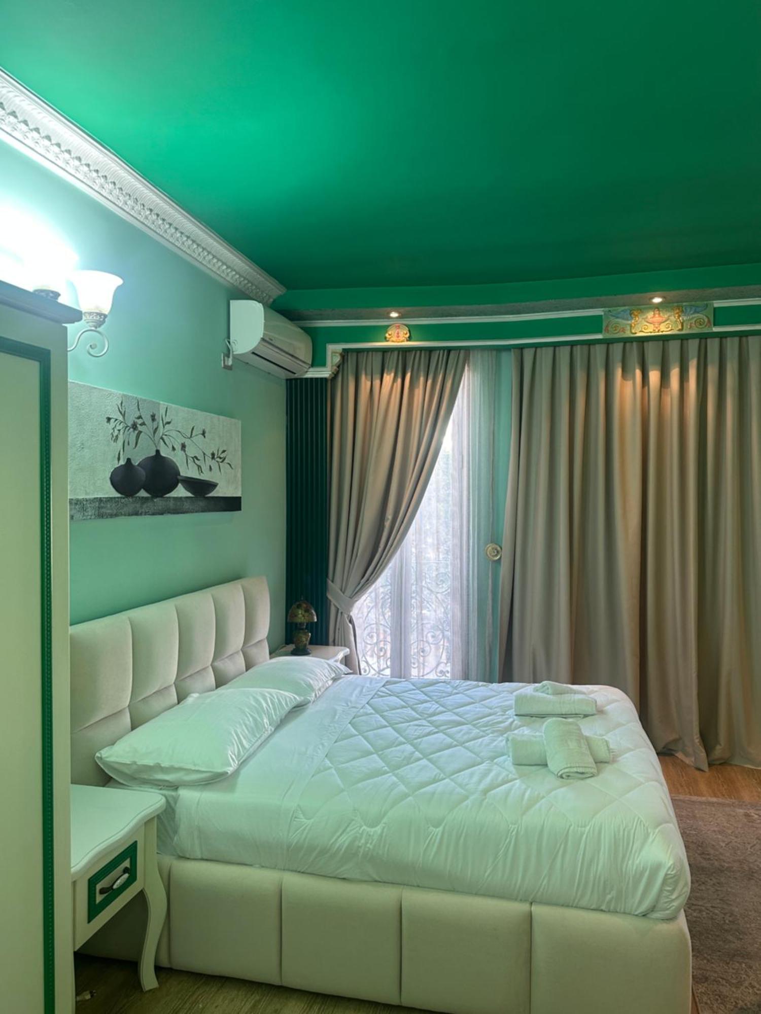 Hotel Boutique Vila Fernando Tirana Exteriör bild