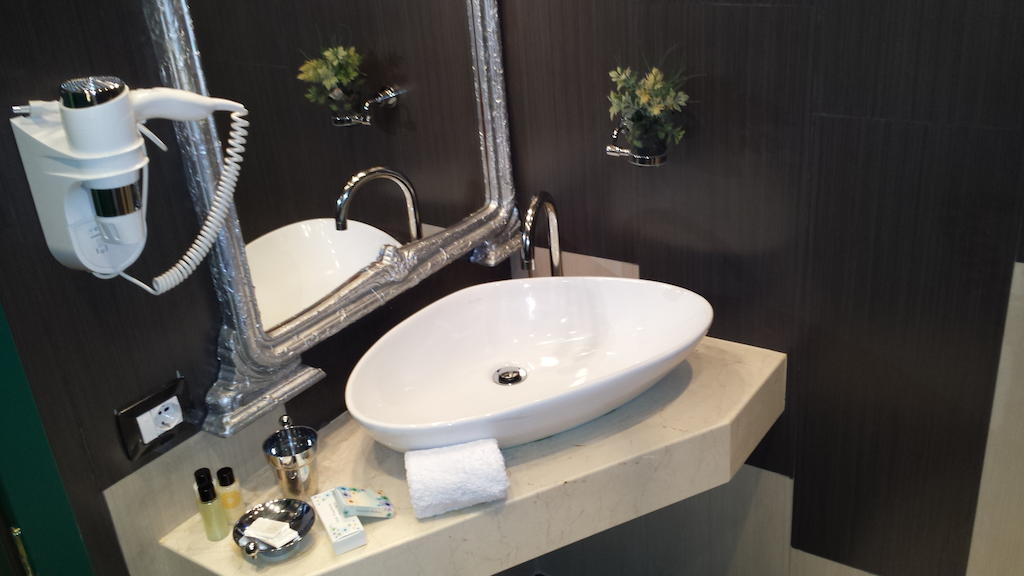 Hotel Boutique Vila Fernando Tirana Rum bild